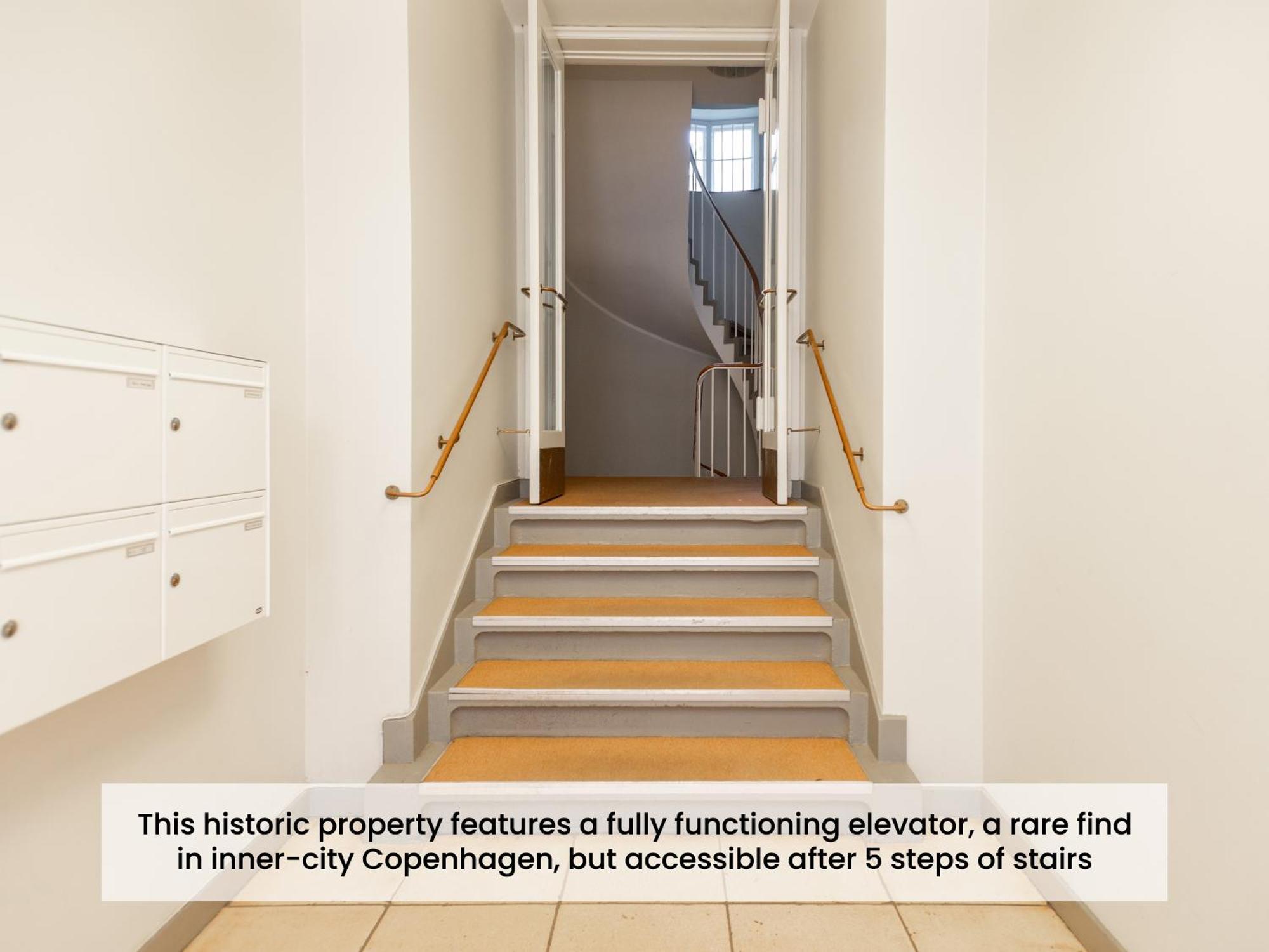 Sanders Monarch - Charming One-Bedroom Apartment With Two Balconies København Eksteriør billede